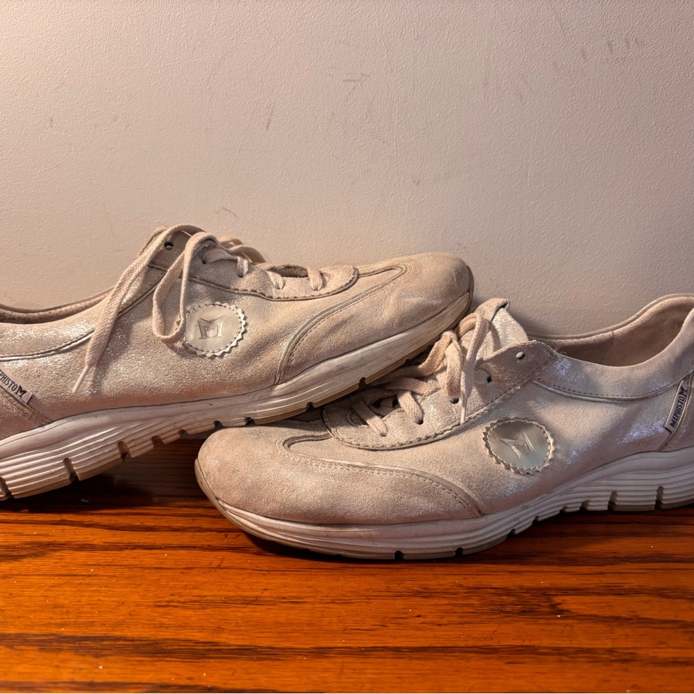 Mephisto Women's Shimmering Beige Sneakers